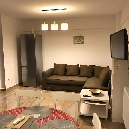 アパート Apartament Edi Mamaia Nord ナボダリ